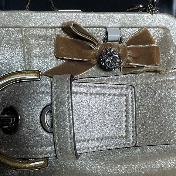 Coach Soho Kisslock Framed Satchel - Picture 2 of 10